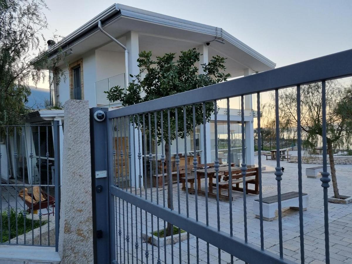 B&B San Michele Cagnano Varano Exterior foto